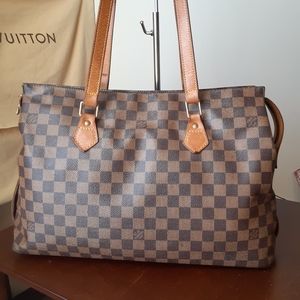 LOUIS Vuitton Columbine